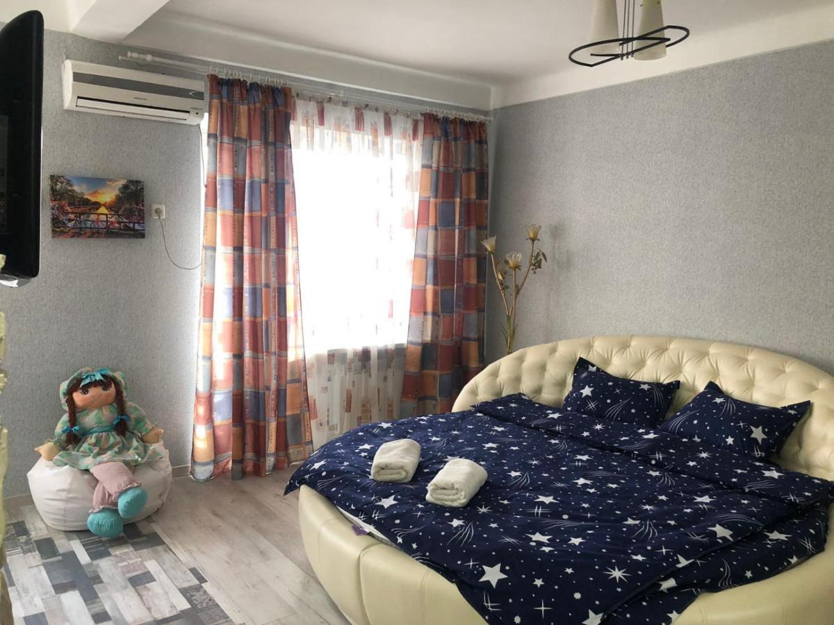 Апартаменты Дворец Украины С Круглой Кроватью كييف المظهر الخارجي الصورة